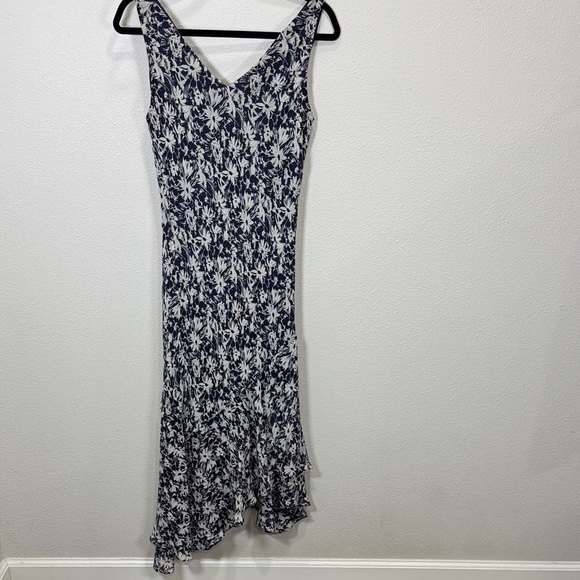 Lauren Ralph Lauren vintage silk‎ Navy and White Floral asymetric Dress - Picture 2 of 10